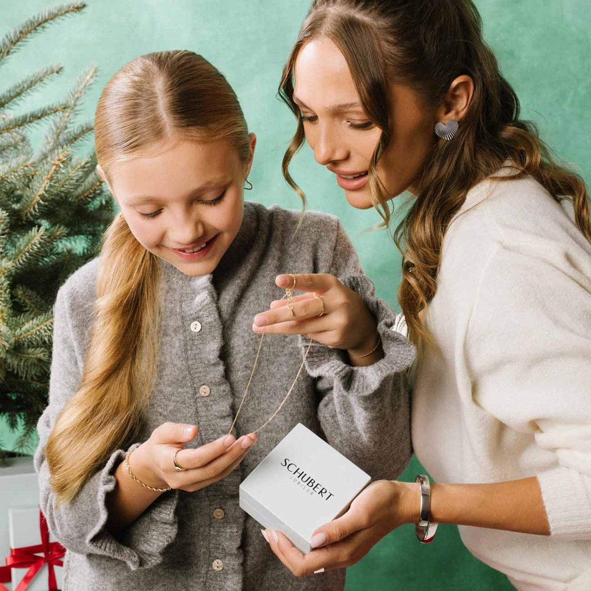 Naszyjniki z literkami