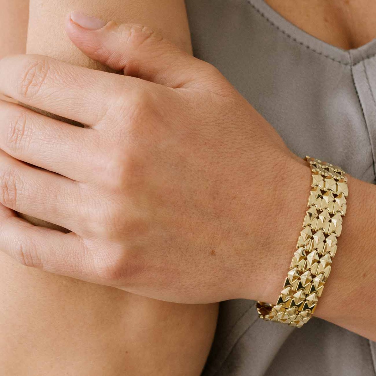 Naszyjniki z literkami