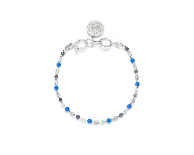 Bransoletka srebrna elastyczna z kamieniami naturalnymi błękitnymi, niebieskimi i fioletowymi, szarą perłą, srebrnymi kulkami i okrągłą zawieszką