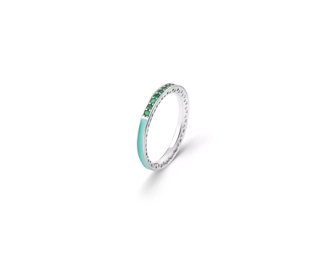 Pierścionek srebrny typu obrączka z zieloną emalią i zielonymi cyrkoniami