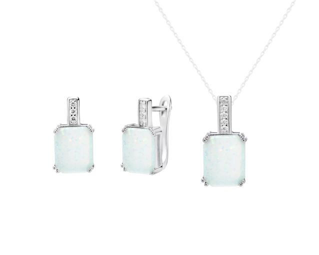 Komplet srebrny z białym opalem i cyrkoniami