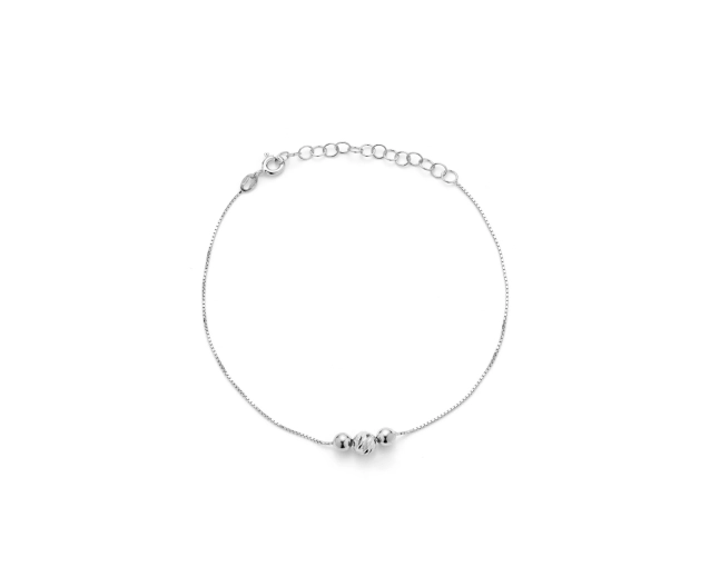 Bransoletka srebrna z trzema małymi kuleczkami