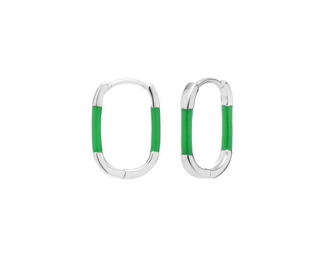 Srebrne owalne kolczyki zapinane na zatrzask z dwustronnym zdobieniem z zielonej emalii