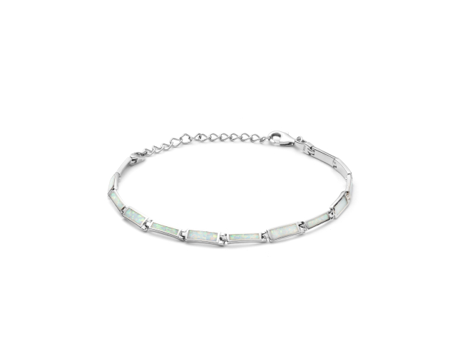 Bransoletka srebrna cienka segmentowa z prostokątnymi segmentami ozdobiona białym opalem