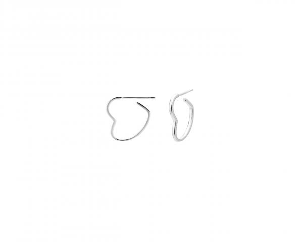 Kolczyki srebrne niby koła w kształcie serc zapinane na sztyft