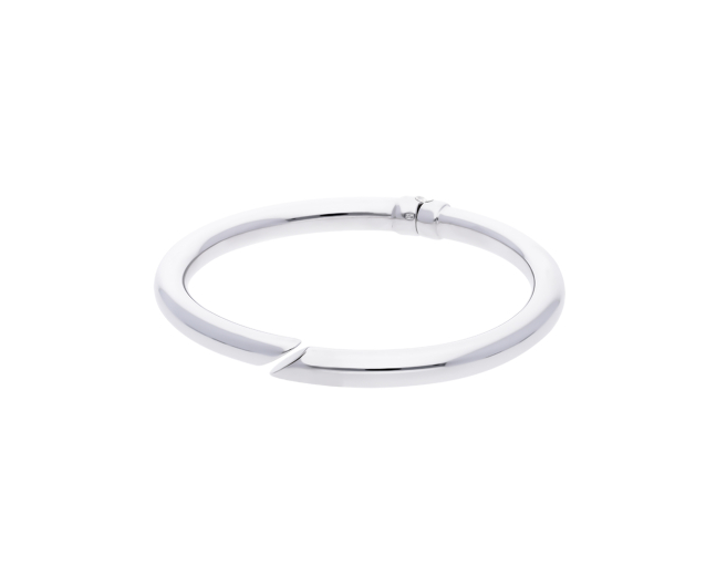 Srebrna bransoleta sztywna z niewielkim przecięciem jako element ozdobny